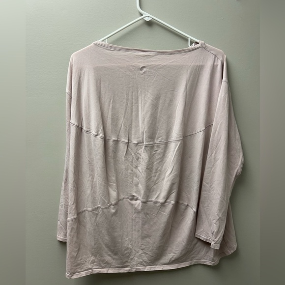 Lululemon Baby Pink Back In Action Long Sleeve Shirt - Picture 3 of 5